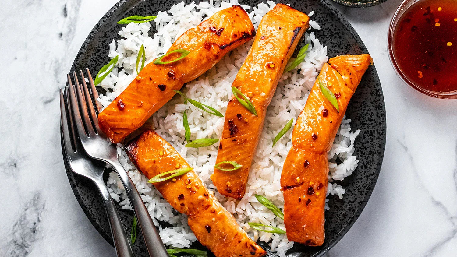 hot honey salmon (healthy & addictive)